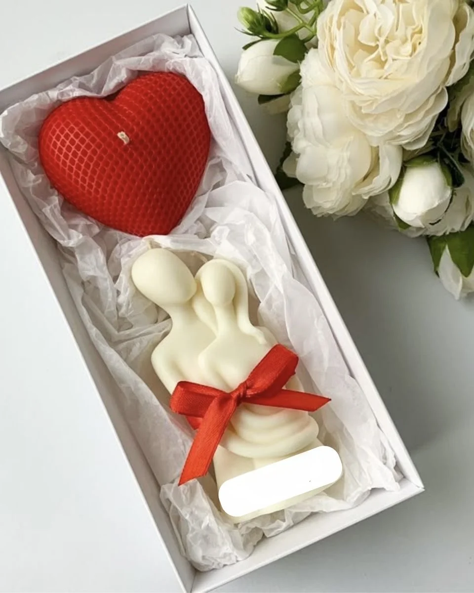 Couple candle