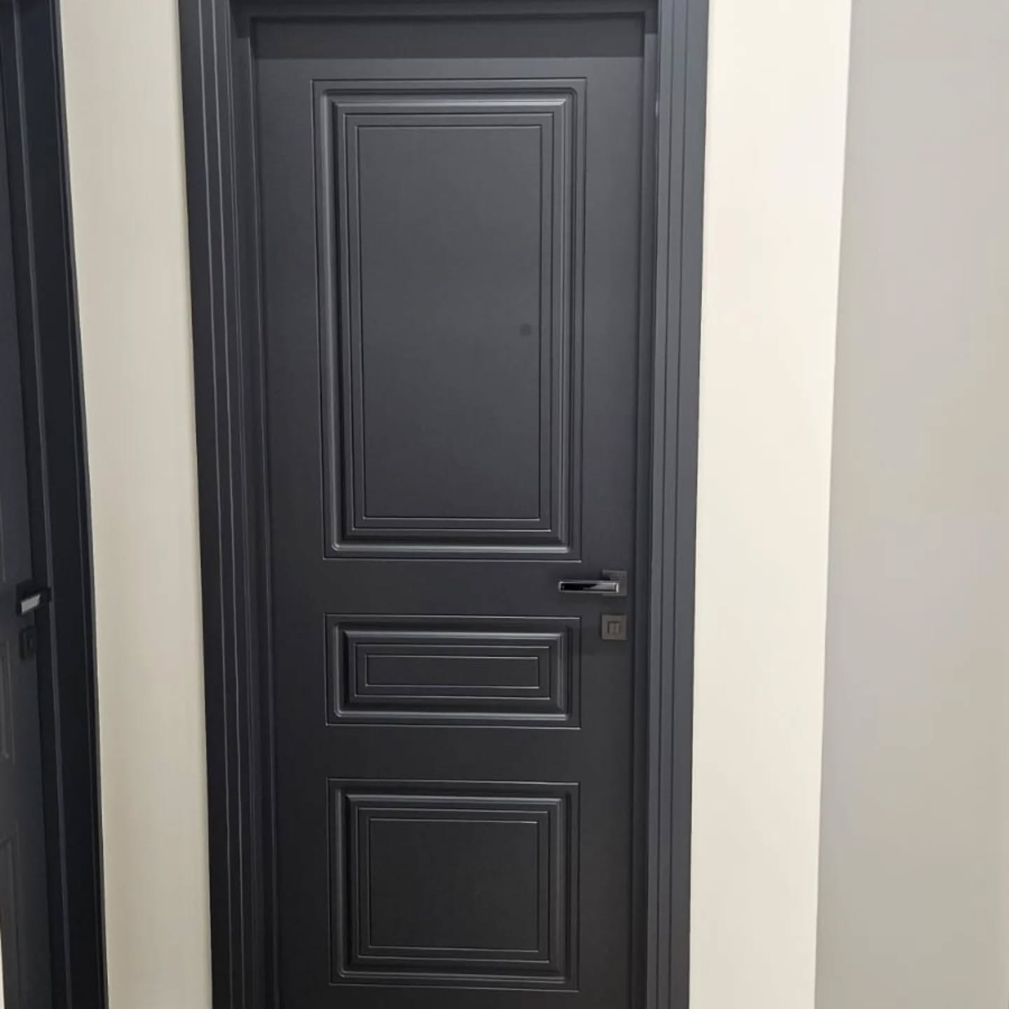 Պատրաստվում է մեր արտադրամասում, մեր բարձրակարգ վարպետների կողմից։ Ժամանակակից դիզայն,