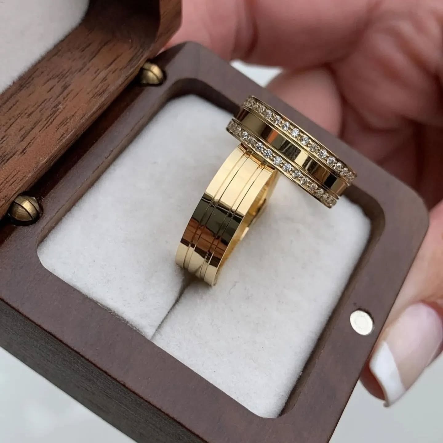 Ամուսնական մատանիներ Wedding rings Հարցերի և պատվերների համար գրել մեր