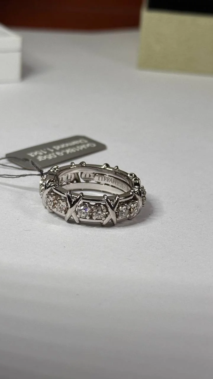 Ամուսնական մատանի բռենդային