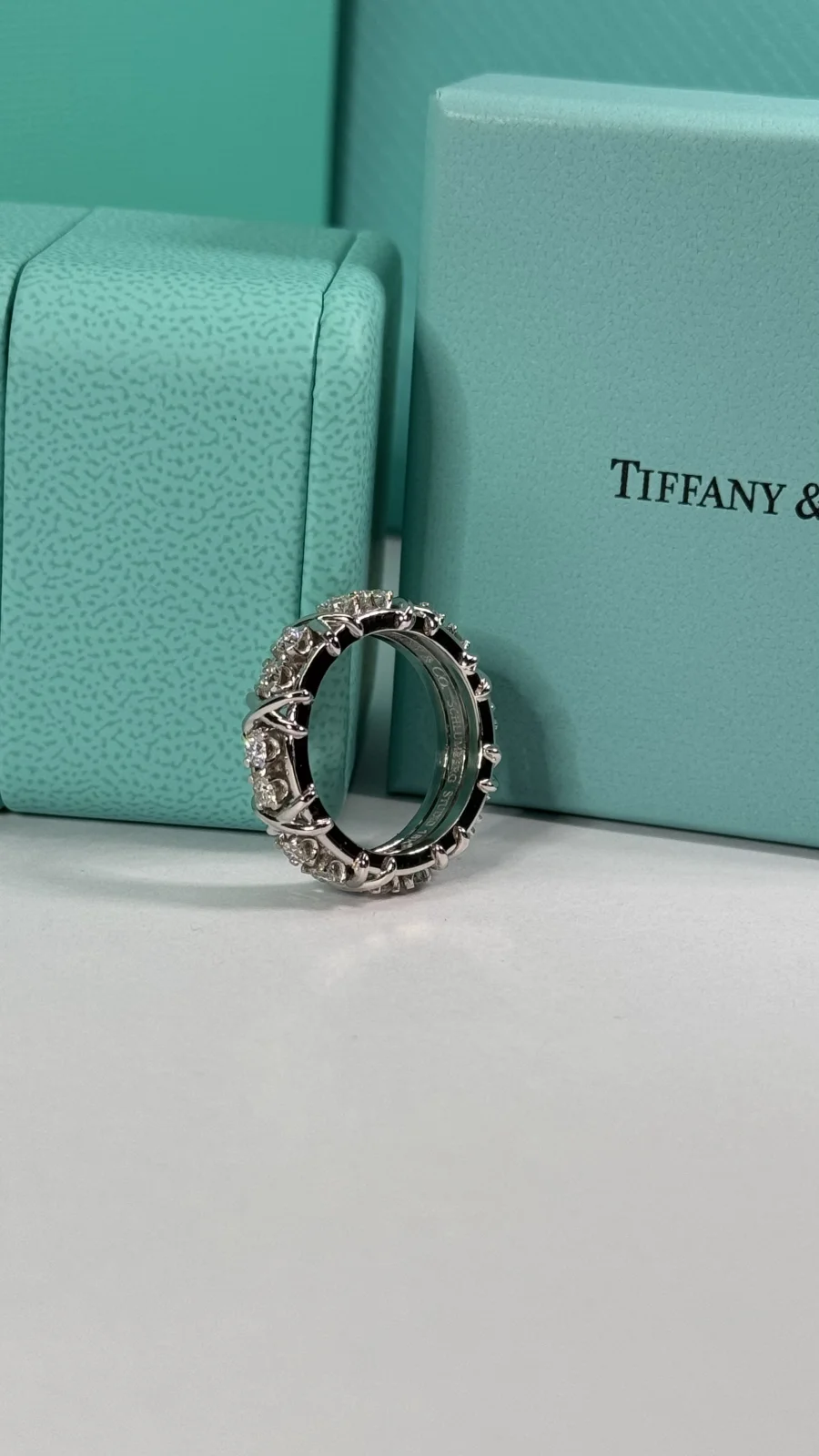 Ամուսնական մատանի բռենդային